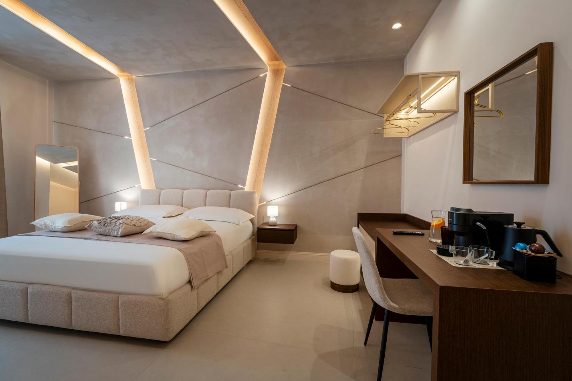Halo Suite Neapel Exterior foto